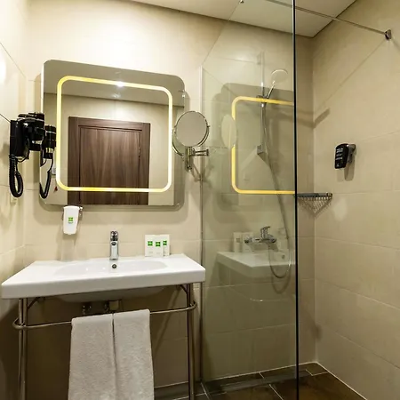 Hotel Ibis Styles Bomonti 4*