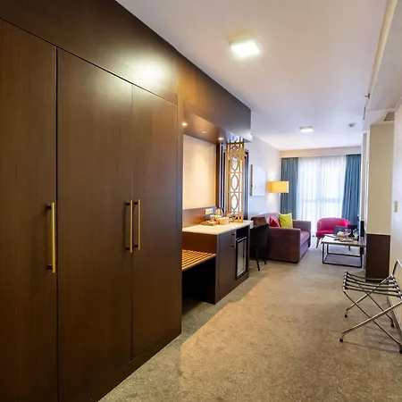 伊斯坦布尔博蒙蒂宜必思尚品酒店 酒店 4*