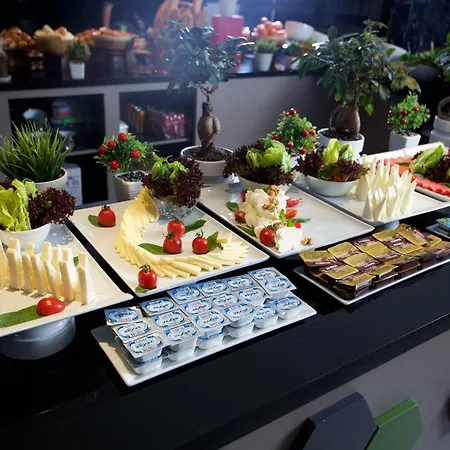 伊斯坦布尔博蒙蒂宜必思尚品酒店 4*