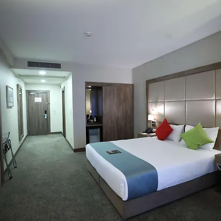 Отель Ibis Styles Bomonti