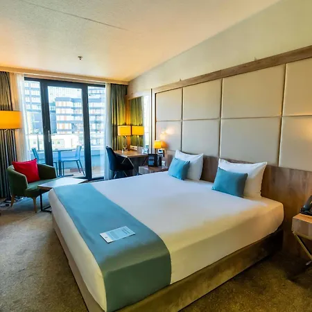 ホテル Ibis Styles Bomonti 4*