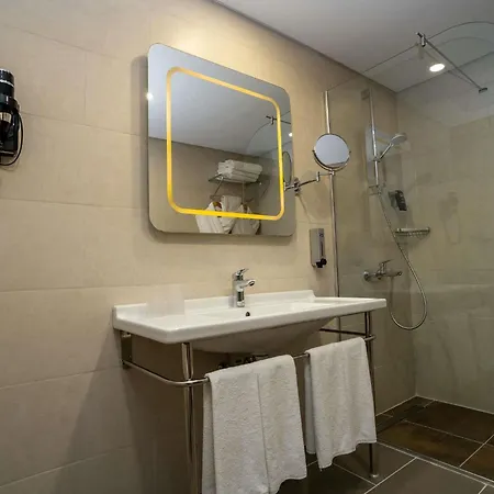 Отель Ibis Styles Bomonti 4*