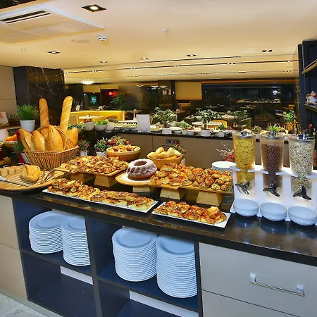 Hotel Ibis Styles Bomonti 4*