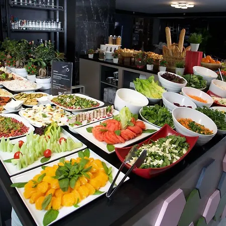 Ibis Styles Bomonti 호텔