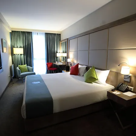 Hotel Ibis Styles Bomonti 4*