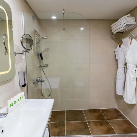 Ibis Styles Bomonti מלון