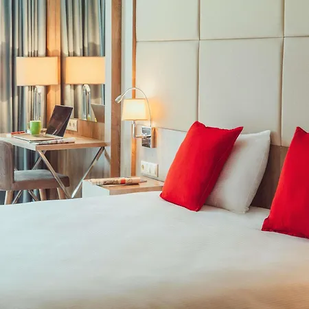 Ibis Styles Bomonti מלון