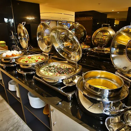 Hotel Ibis Styles Bomonti 4*